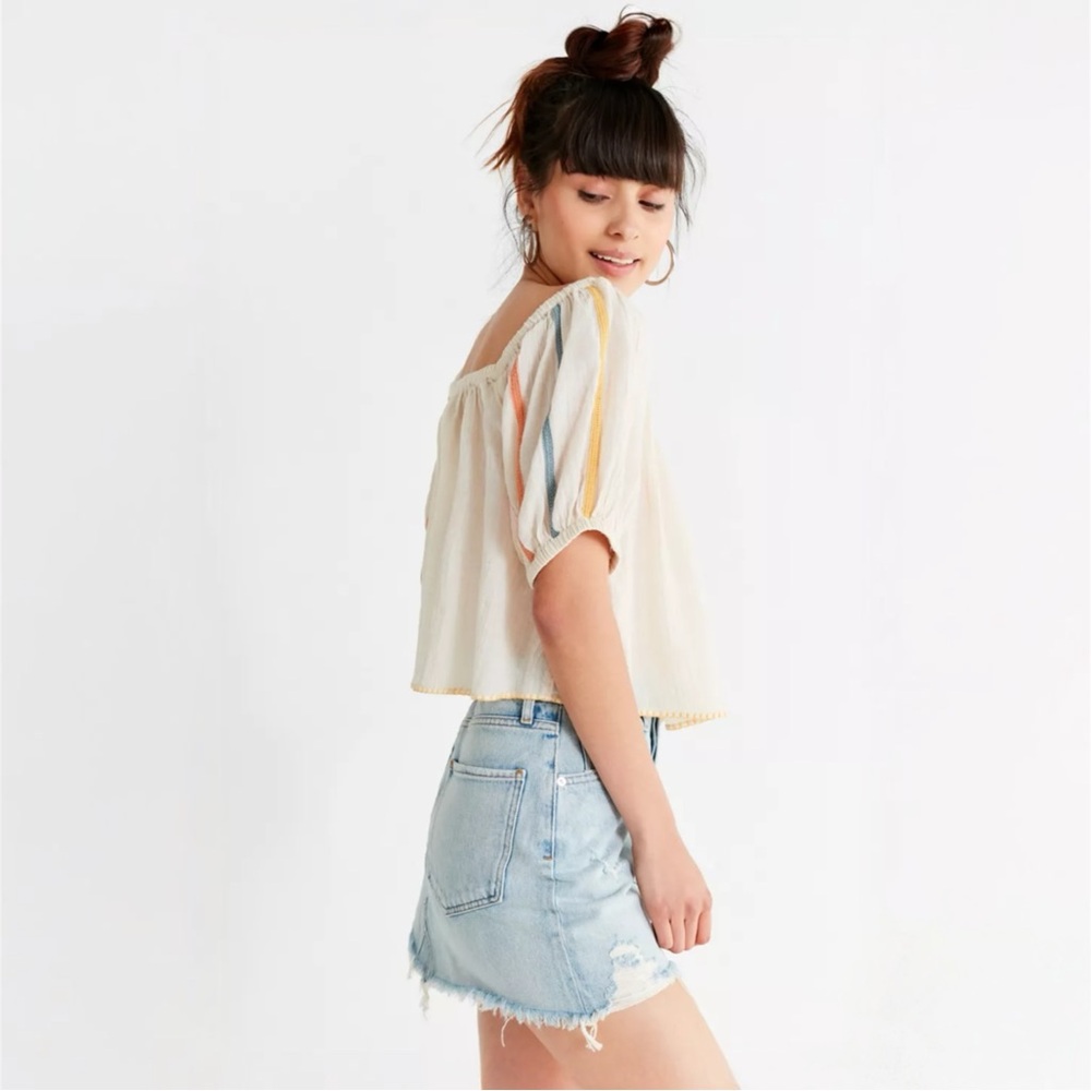 UO Embroidered Balloon Sleeve Blouses - Picture 2 of 5